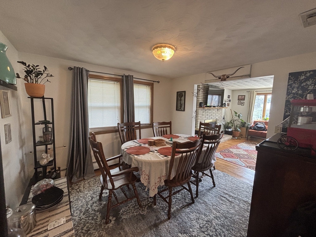 31 Stearns Rd, West Roxbury