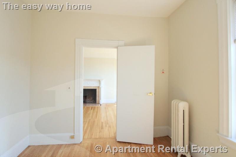 891 Massachusetts Ave, Central Square