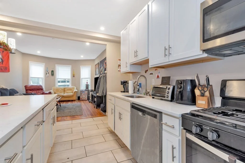 228 Calumet St, Mission Hill