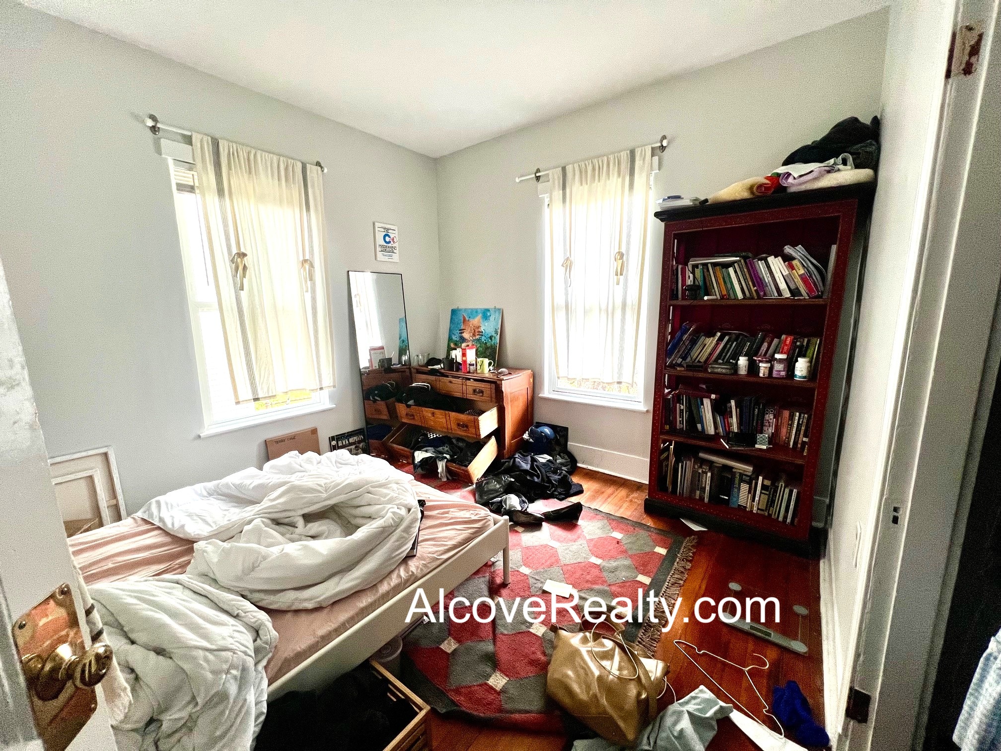 69 Raymond Ave, West Somerville