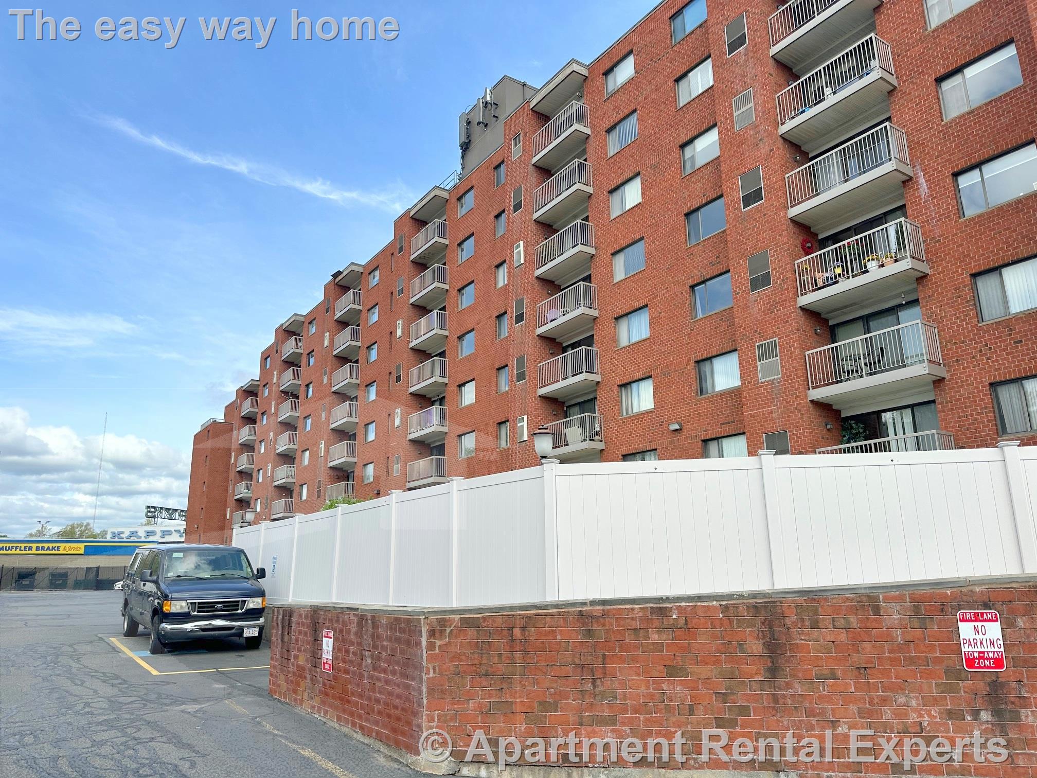 30 Revere Beach Pkwa, Wellington