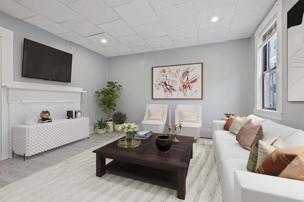 234 Bowen St, South Boston