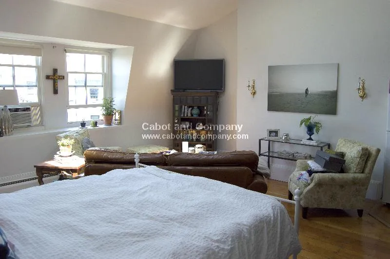 139 Beacon St, Back Bay
