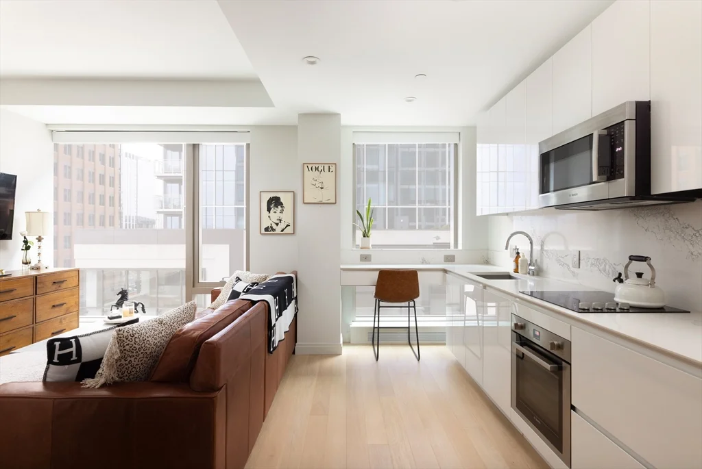 135 Seaport Blvd, Seaport District