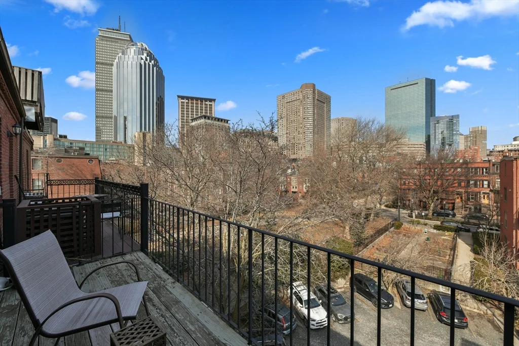 219 W Newton St, South End