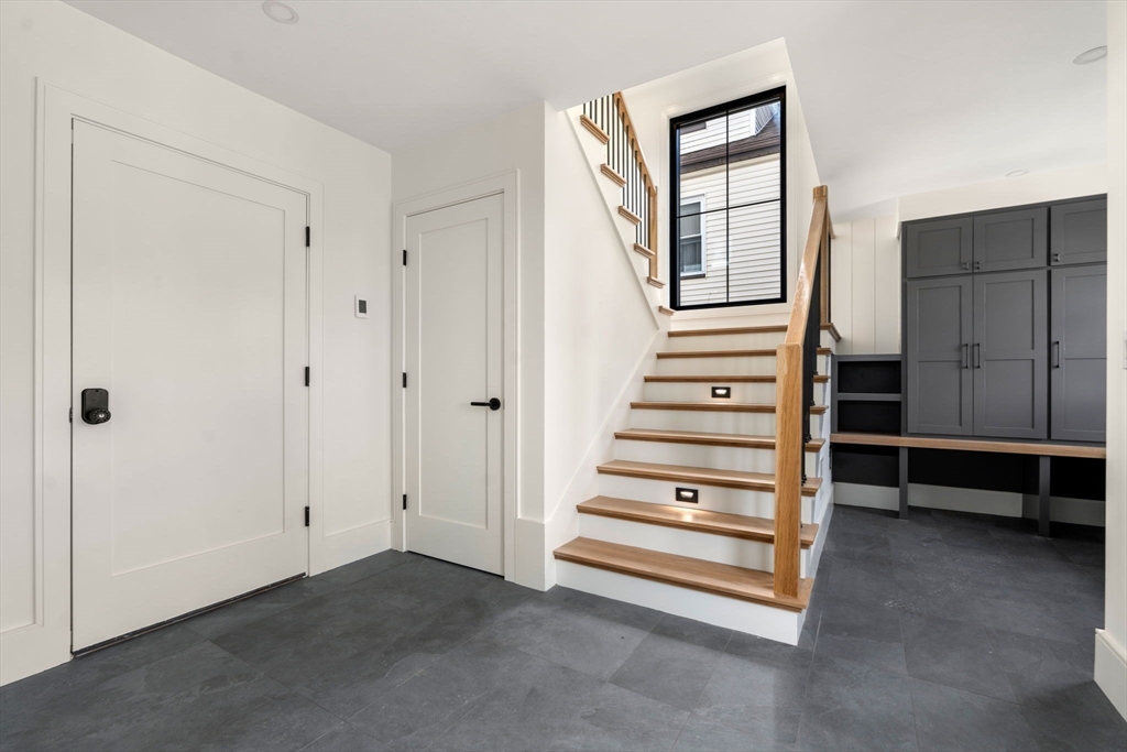 16-22 Clinton St, Newton