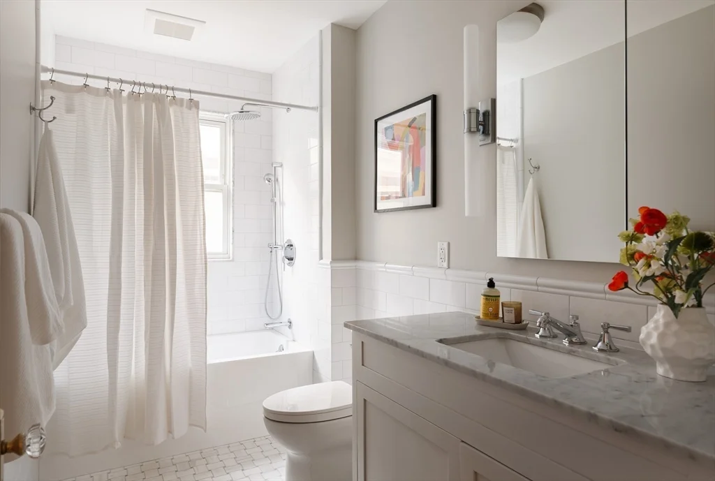 250 Walden, Neighborhood Nine