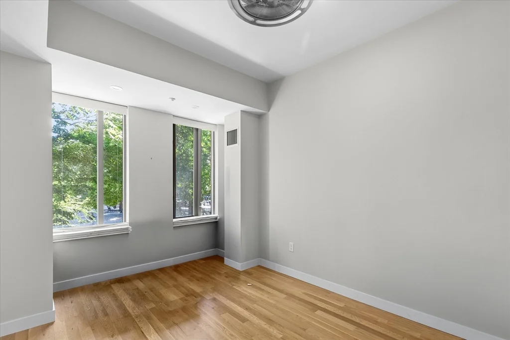 1313 Washington, South End