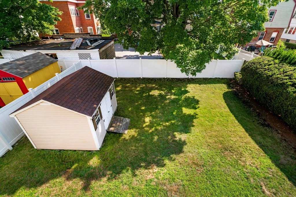 18 Newcastle Rd, Brighton