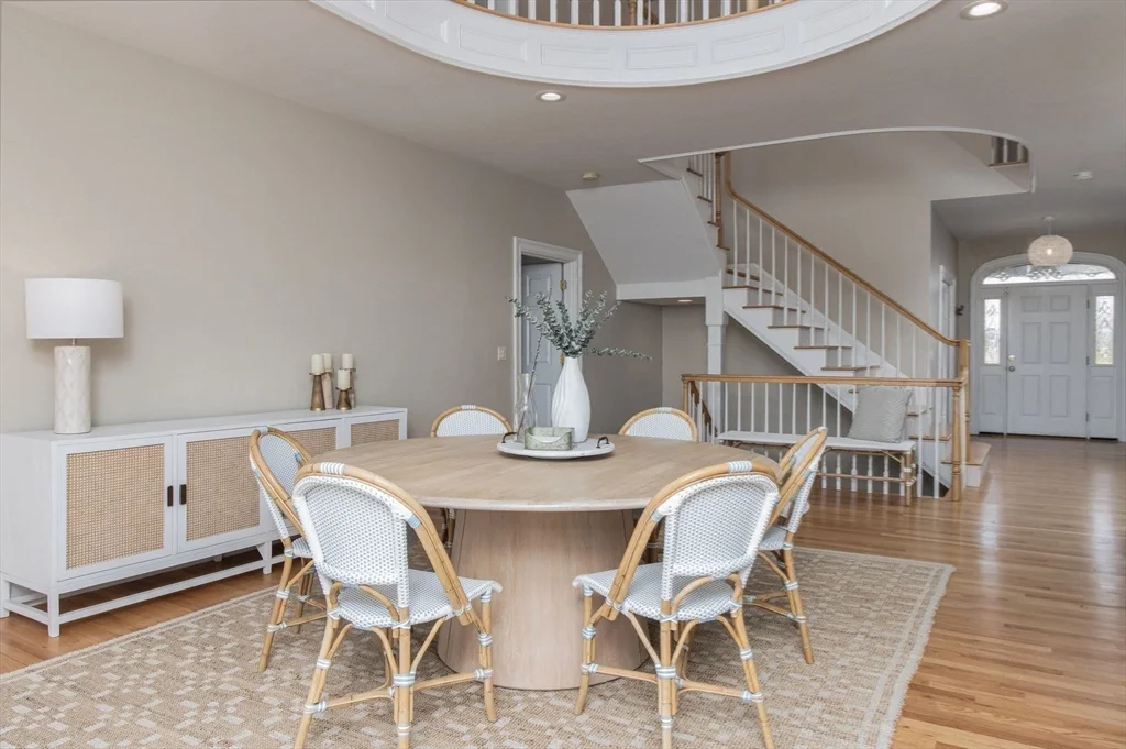63 Skyfields Dr, Groton