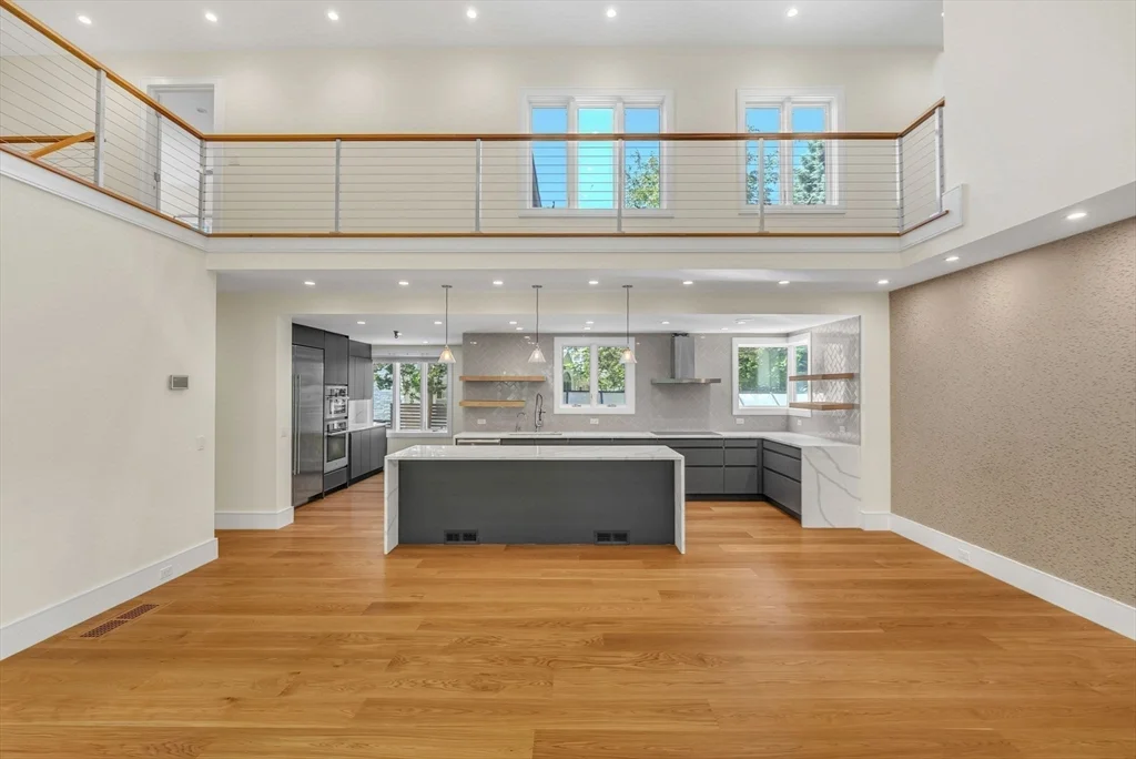 59 Fresh Pond Ln, West Cambridge