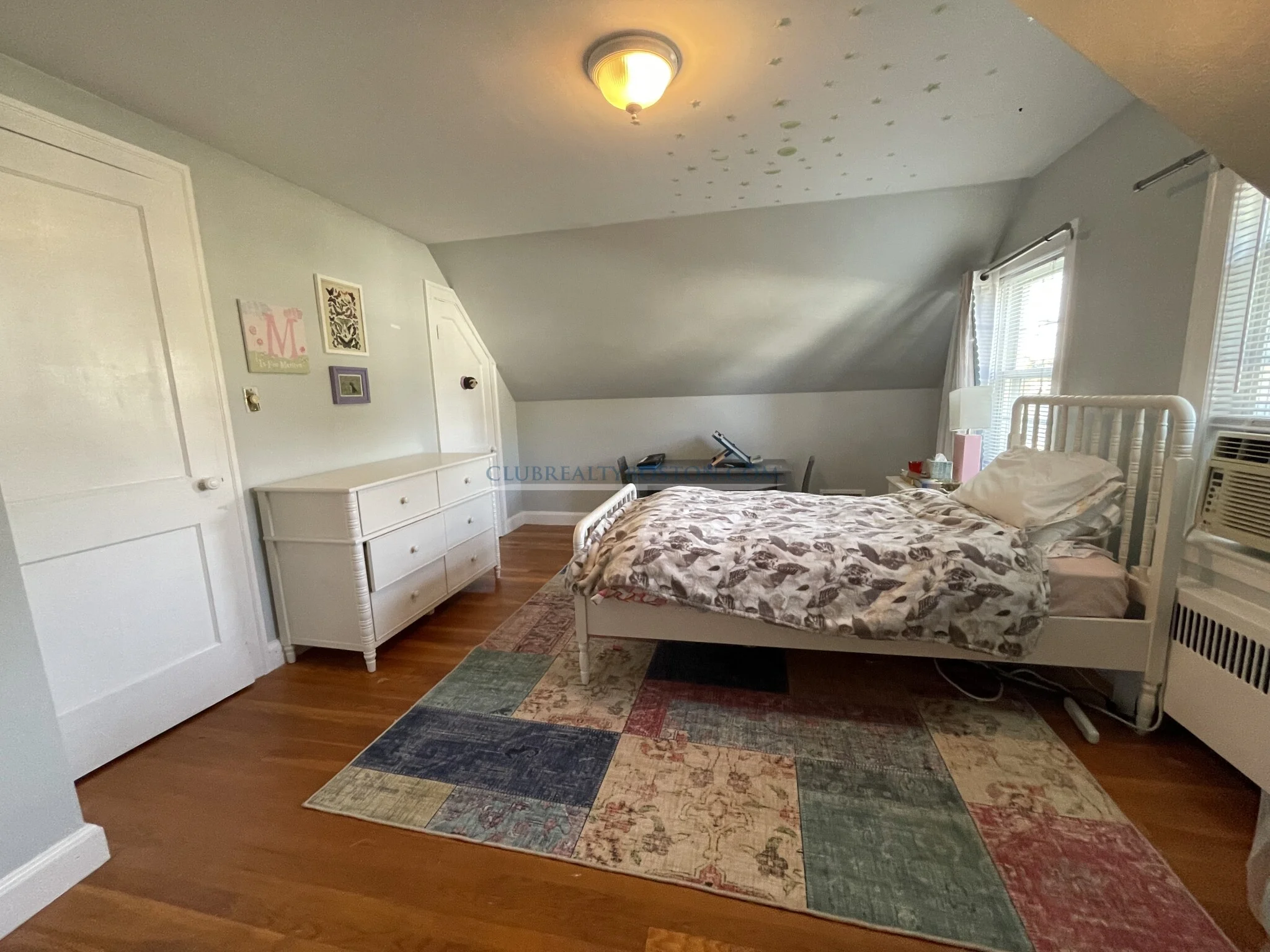 49 Beal Rd, Warrendale