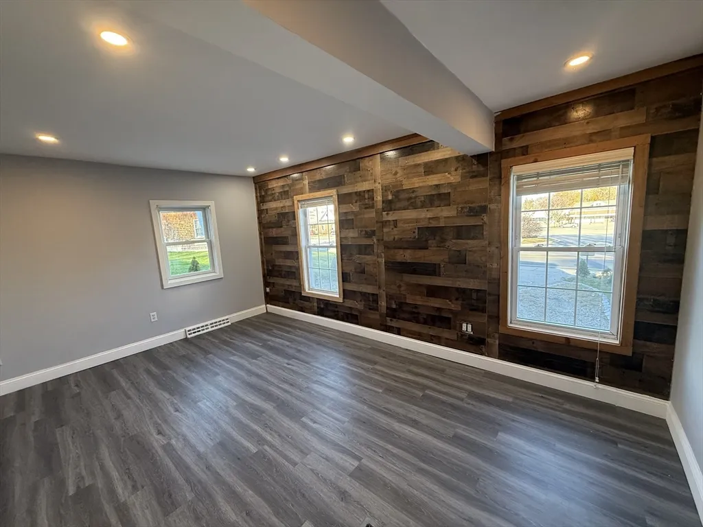 176 Court St, Downtown