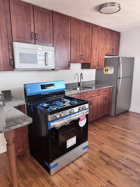 13 Murray Ct, East Boston