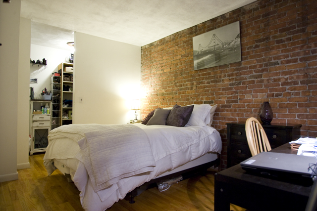 1 bed, 1 bath apartment for rent at 36 Fleet St Unit 4, North End — photo 3 of 9
