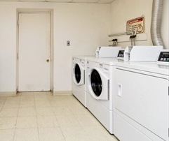 1 bed, 1 bath apartment for rent at 36 Fleet St Unit 4, North End — photo 5 of 9