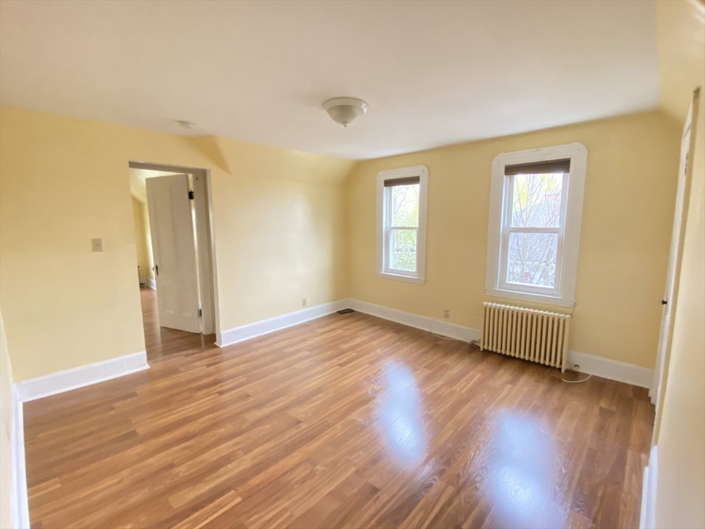 133 Mt Vernon St, Malden