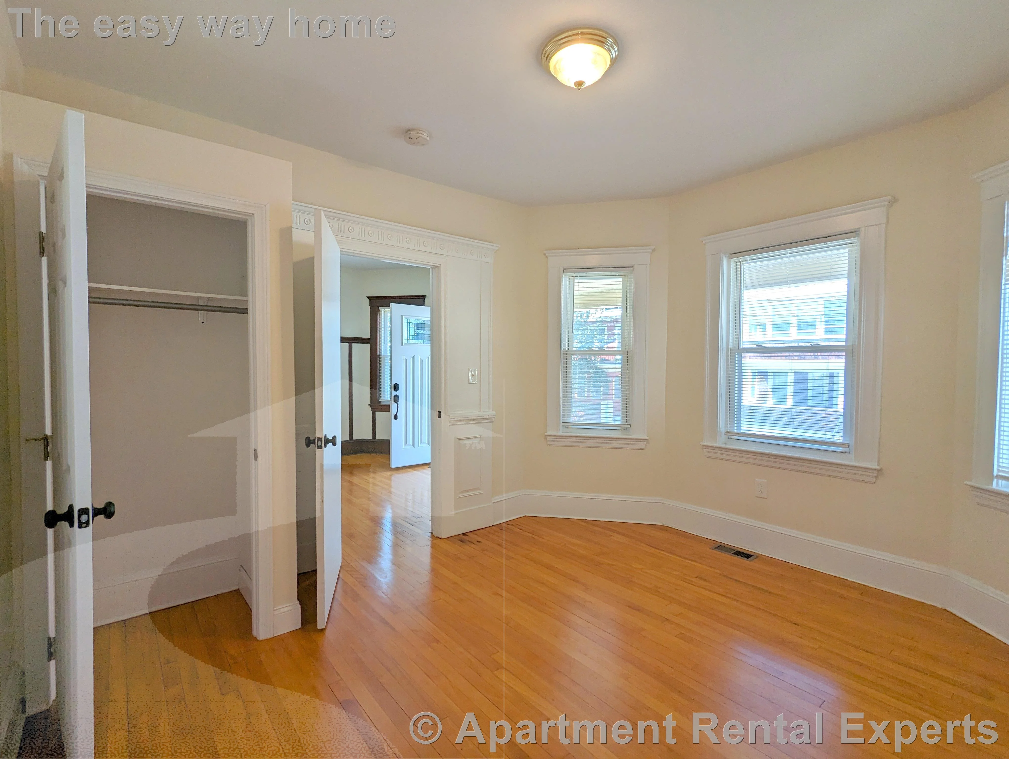 108 West Quincy St, Tufts