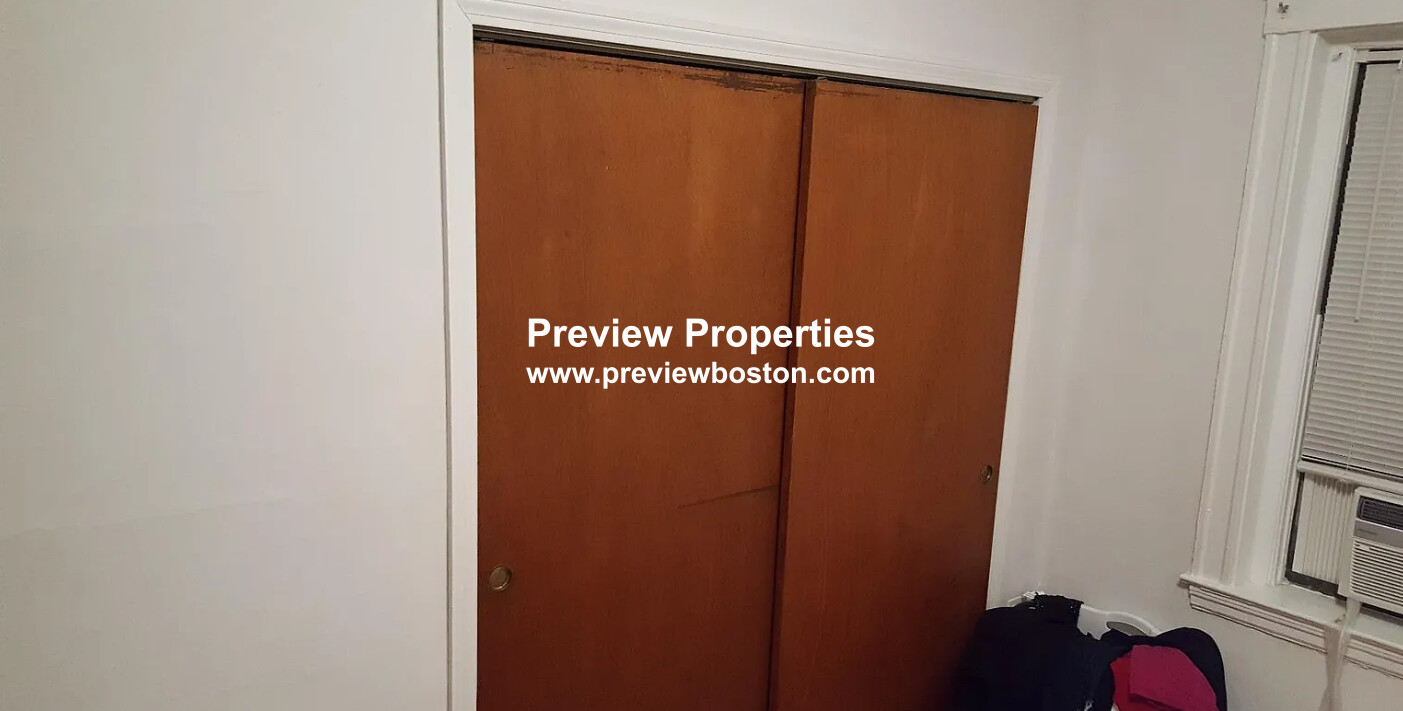 1315 Commonwealth Ave, Allston