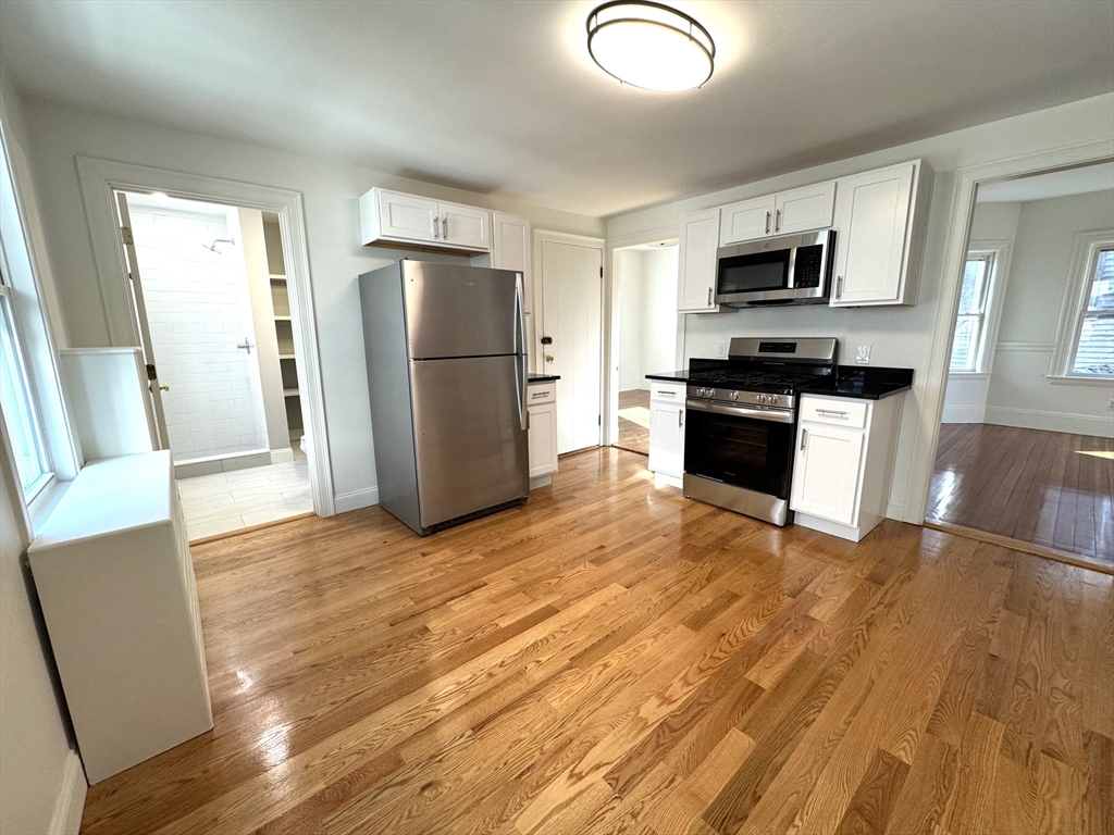 11 East Milton Rd, Brookline