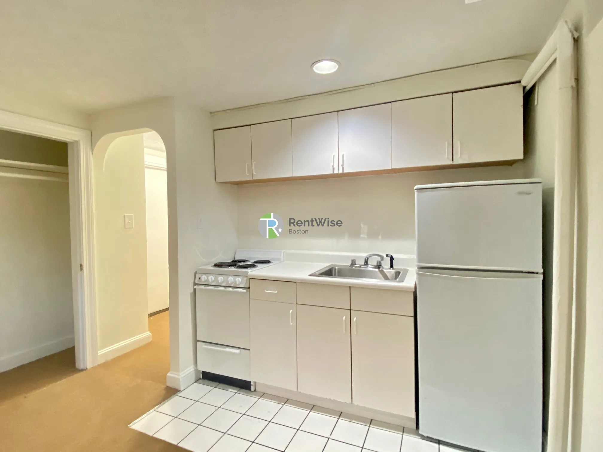 304 Berkeley St, Back Bay