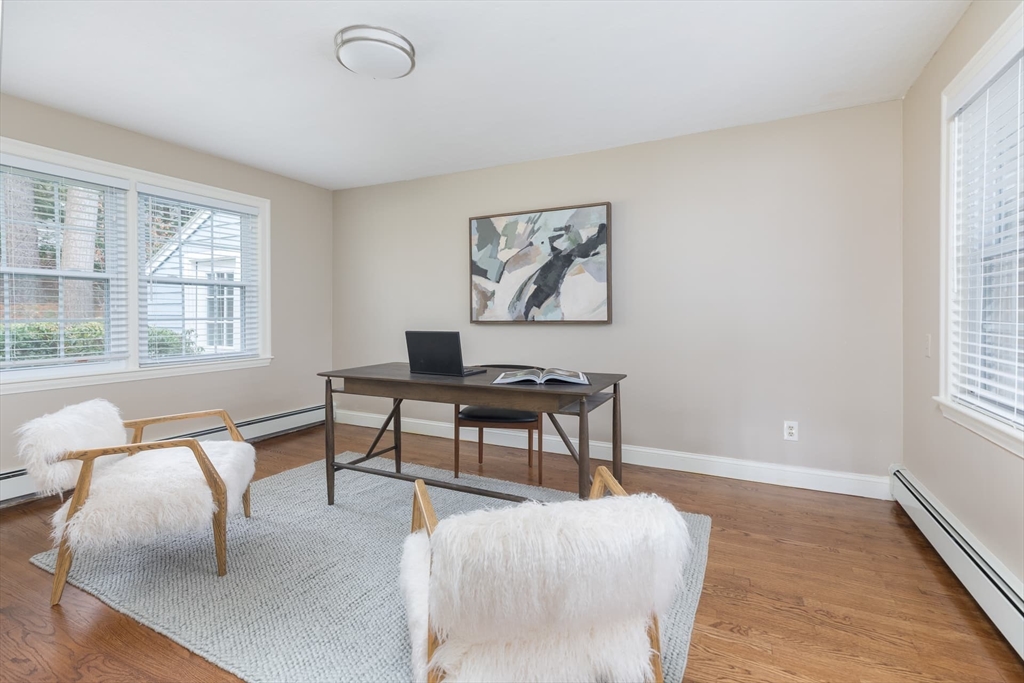 22 Bradford Rd, Weston