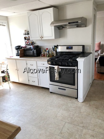 21 Appleton St, Powder House Square