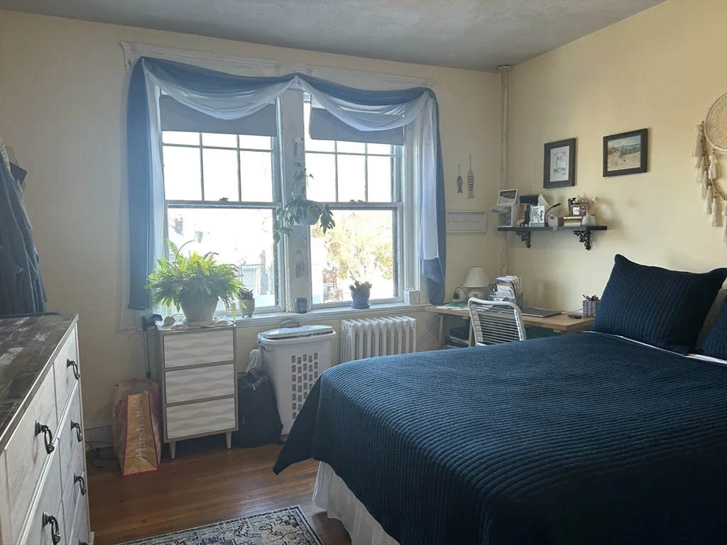 2039 Commonwealth Ave, Brighton