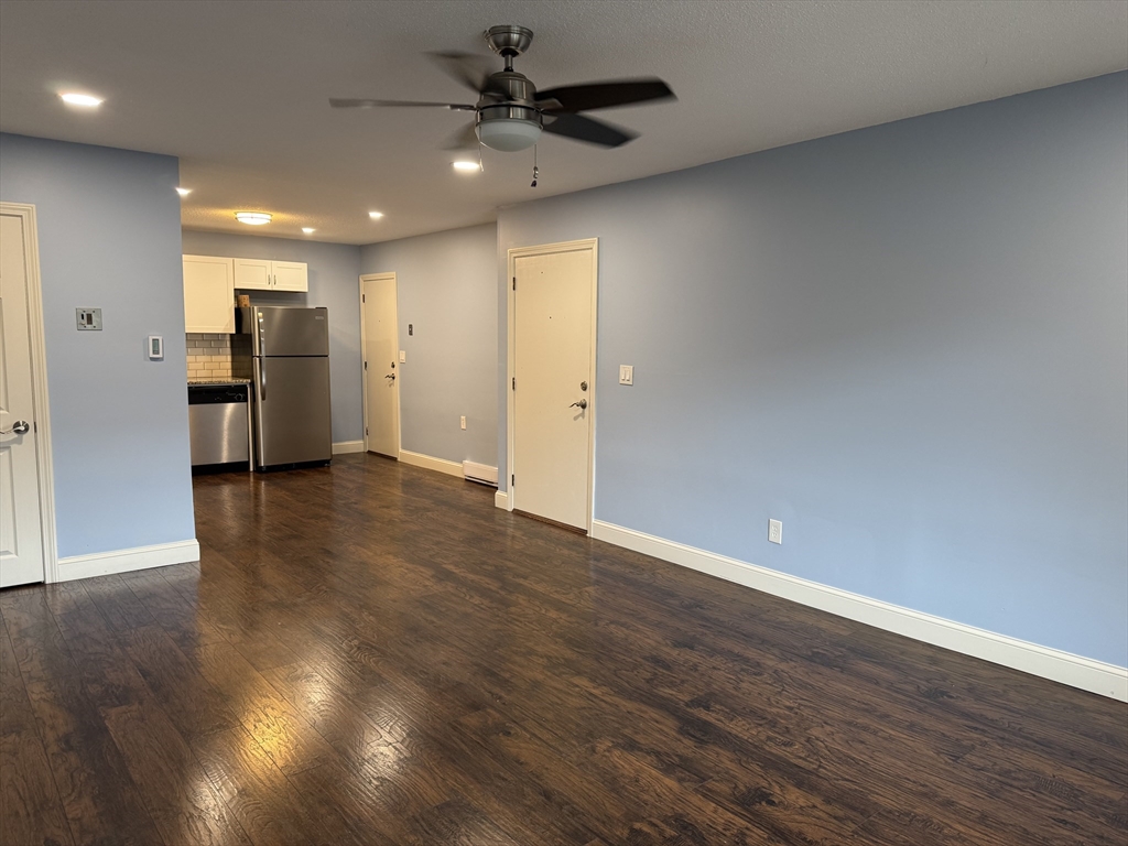 250 Nesmith St, Belvidere