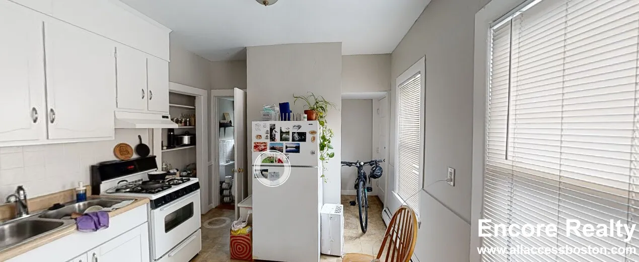 9 Elmer St, Riverside