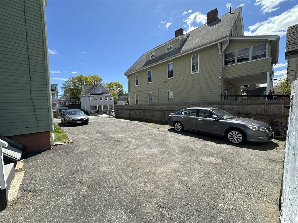 154 Vine St, Everett