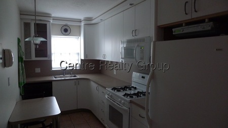 2 bed, 1 bath apartment for rent at 22 Lake Shore Unit 1, Brighton — photo 8 of 9