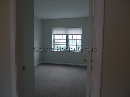 2 bed, 1 bath apartment for rent at 22 Lake Shore Unit 1, Brighton — photo 6 of 9