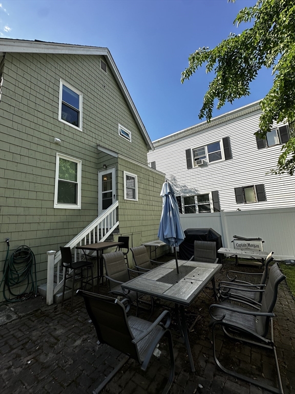 16 Nashua, Magoun Square