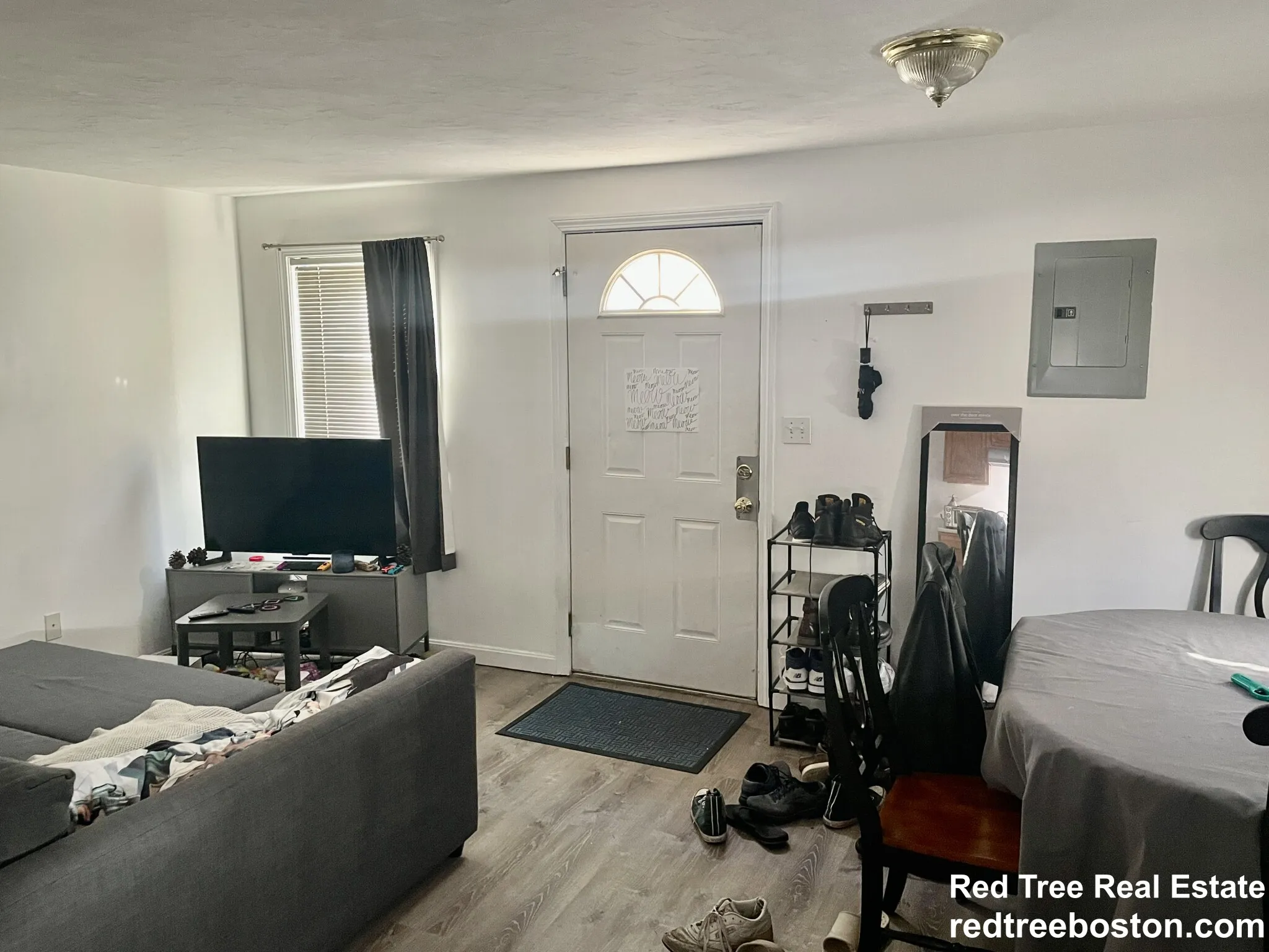 24 Lawn St, Mission Hill