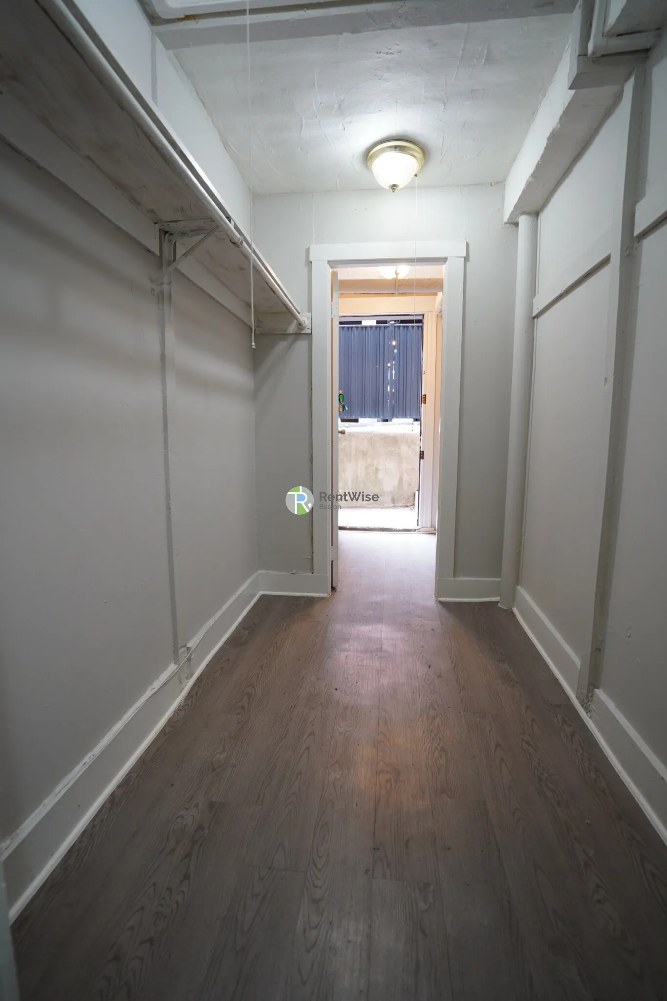 35 Gardner St, Allston