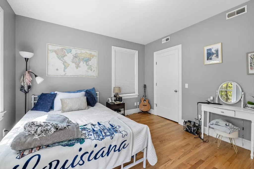 201 Norfolk St, The Port