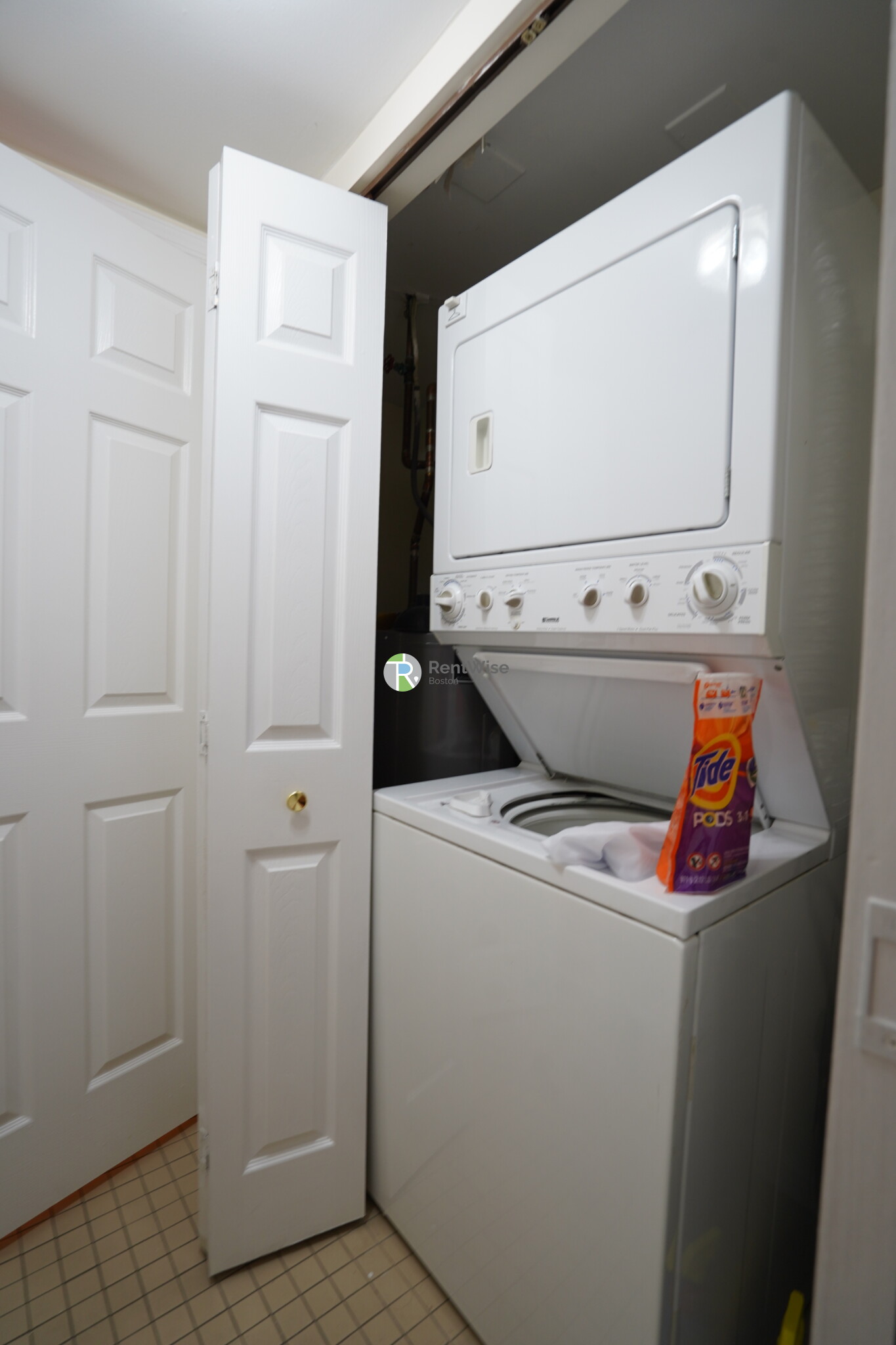 345 Franklin St, Riverside