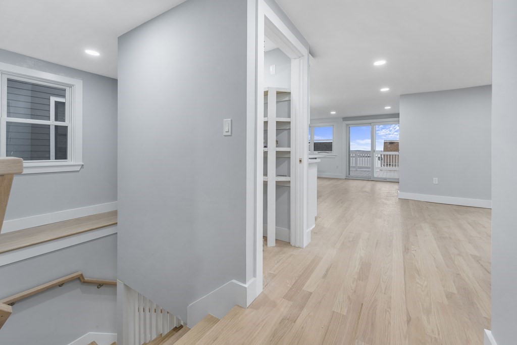 228 Bellingham Ave, Revere