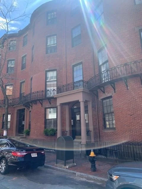 27 Bowdoin St, Beacon Hill