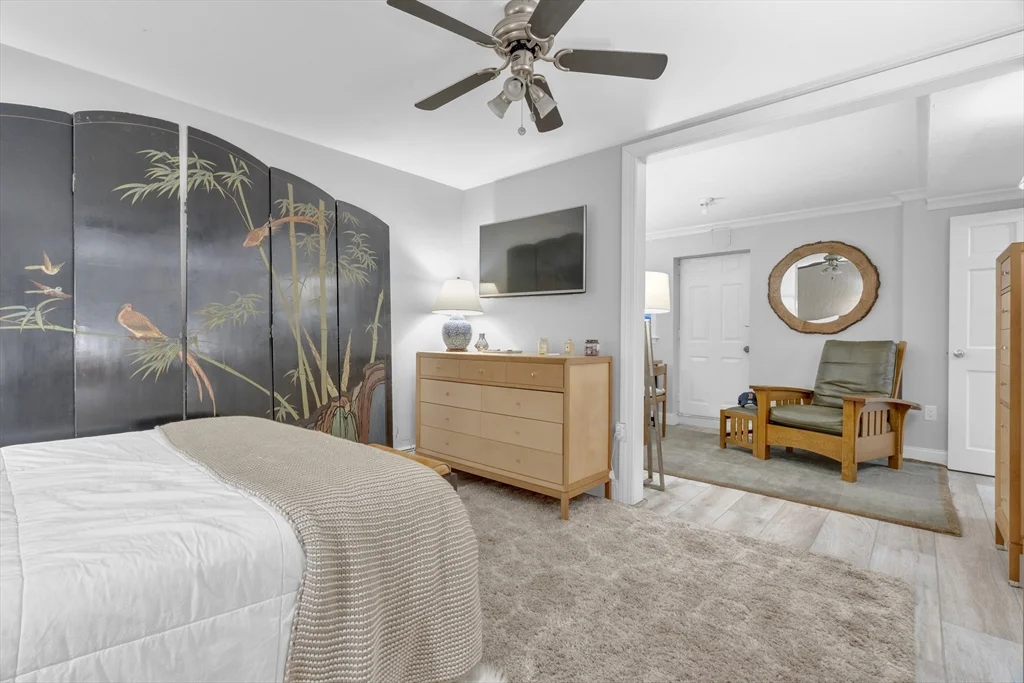 14 Auburn St, Charlestown