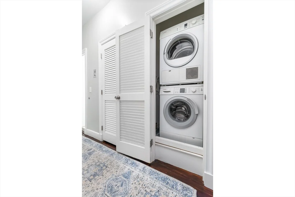 1 Primus Ave, Beacon Hill