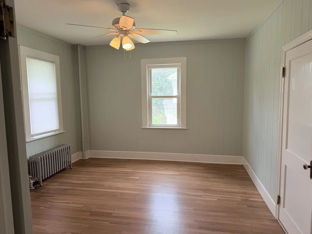 56 South Main St, Uxbridge