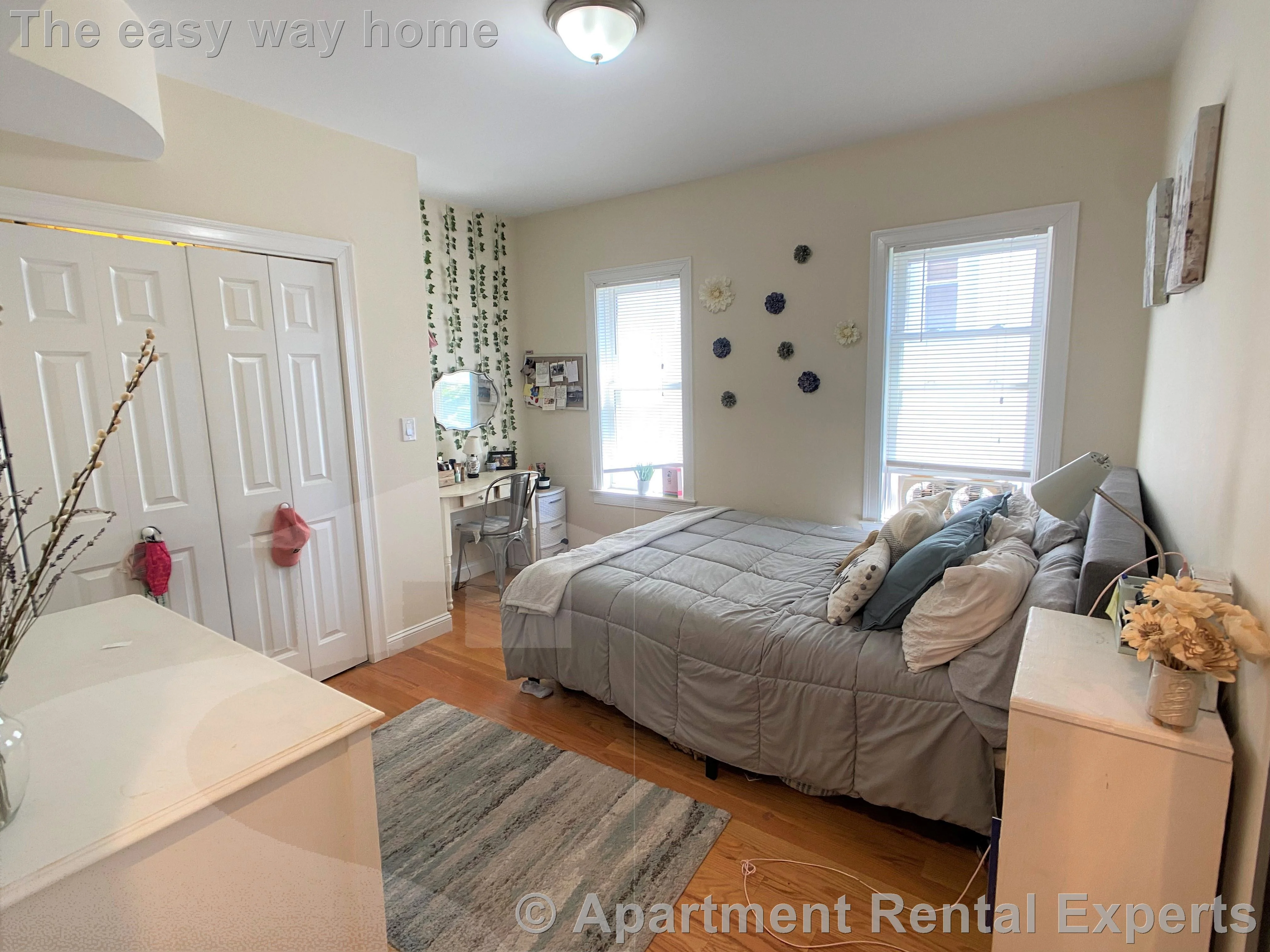 537 Main St, Magoun Square