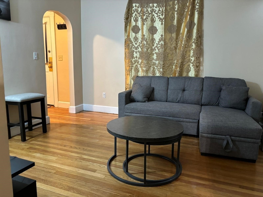 714 Truman Hwy, Hyde Park