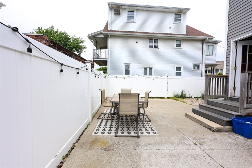 36 Lancaster St, Quincy