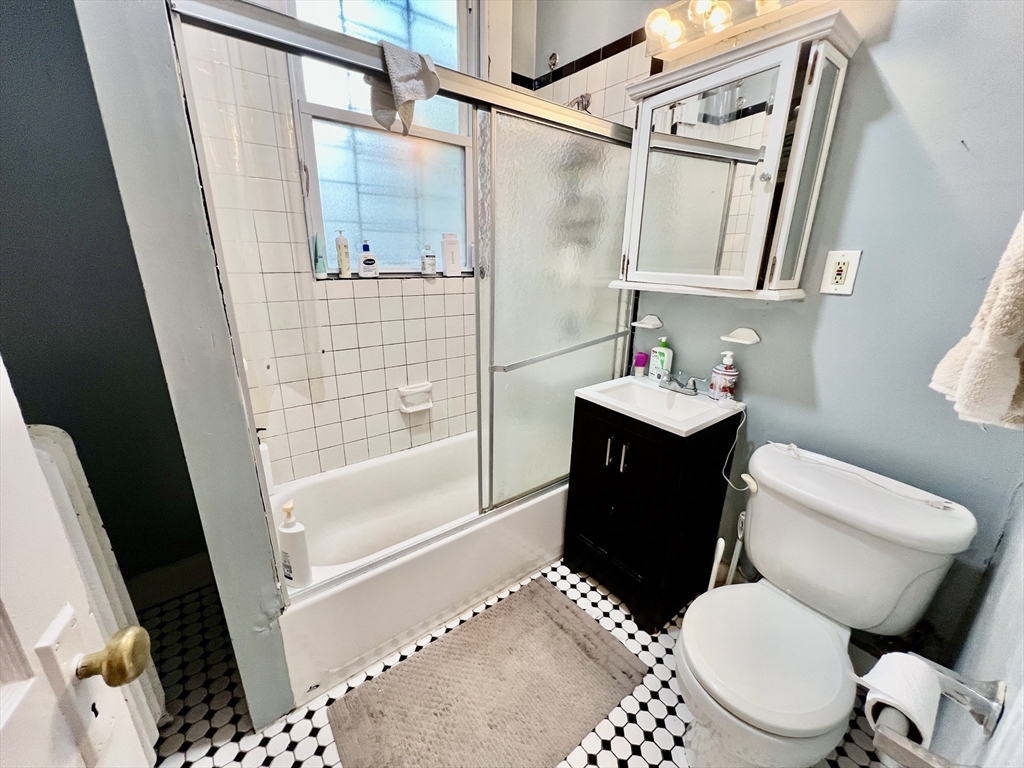 1721 Commonwealth Ave, Brighton