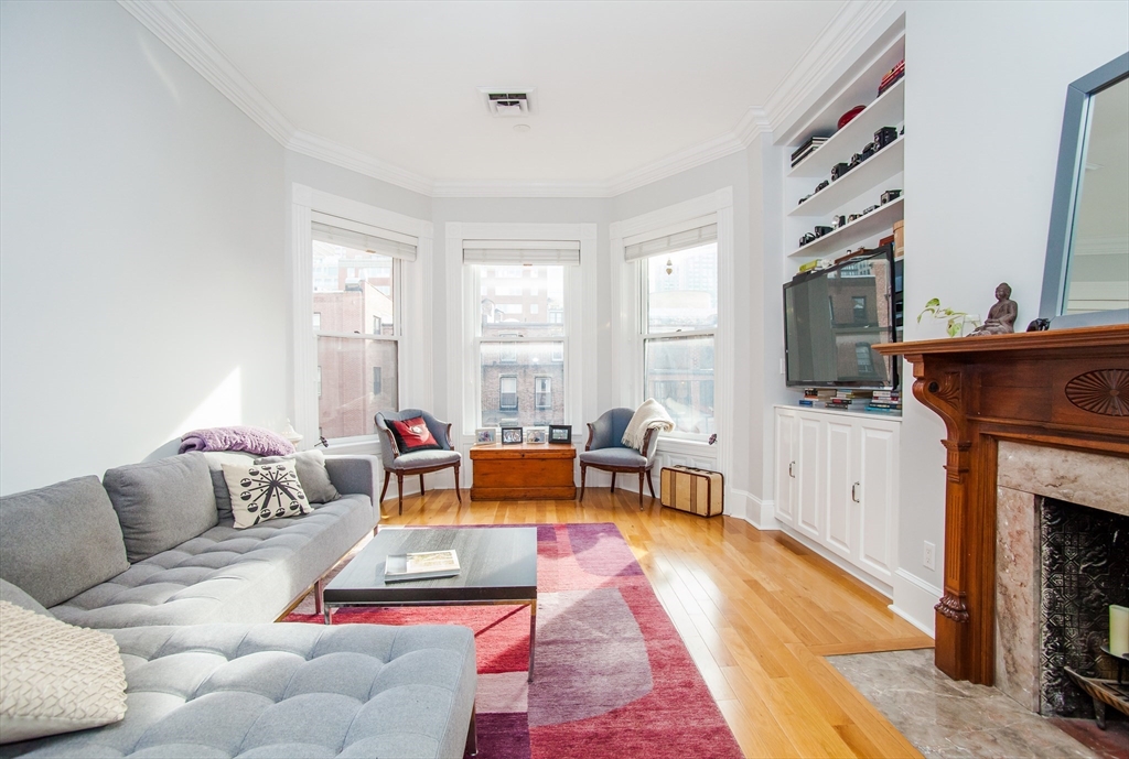 280 Commonwealth Ave, Back Bay