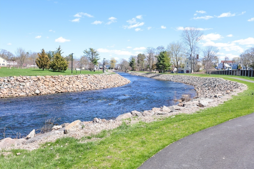 150 Neponset St, Canton