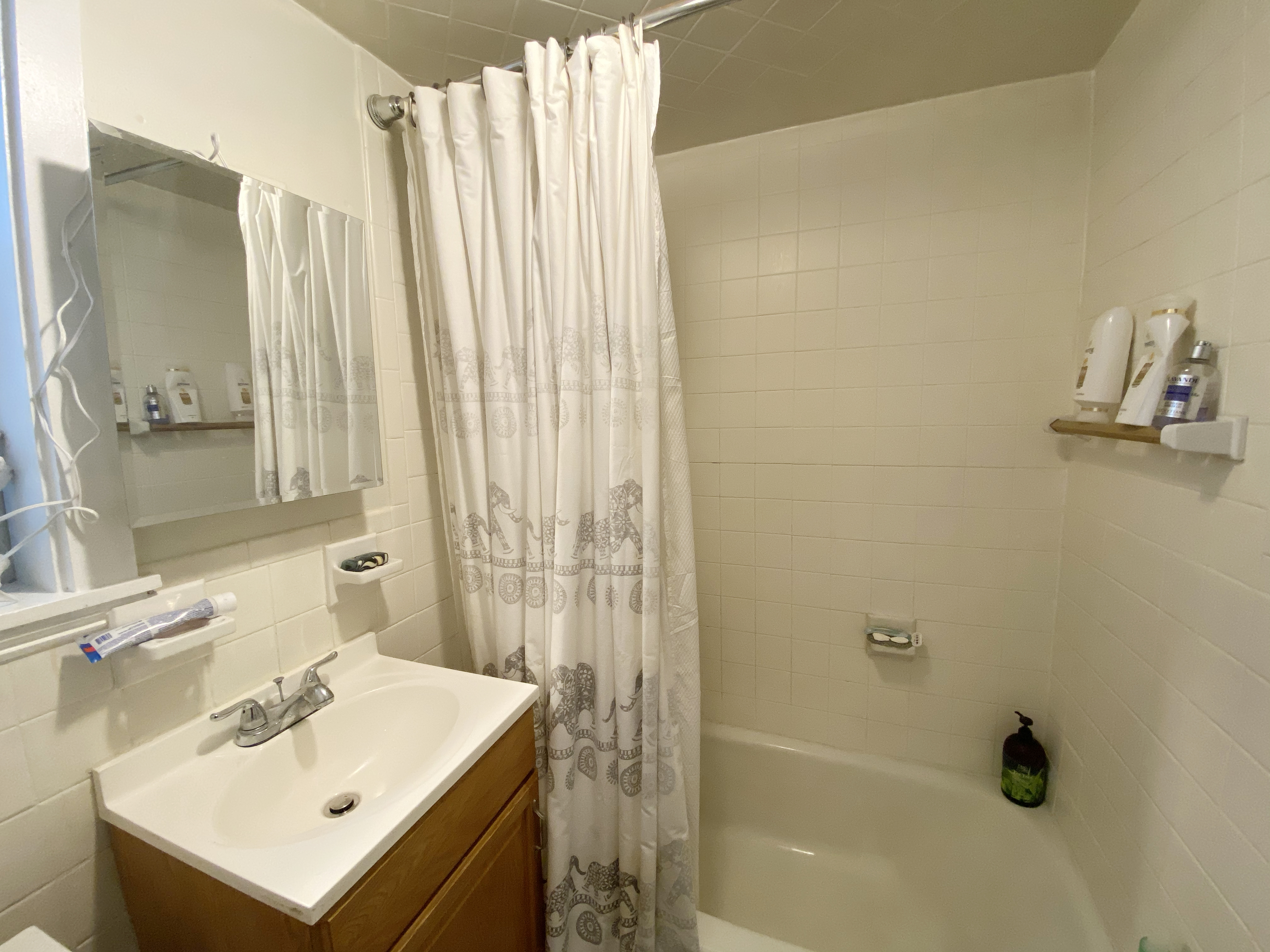 1 bed, 1 bath apartment for rent at 643 Saratoga St Unit 1, East Boston — photo 8 of 11